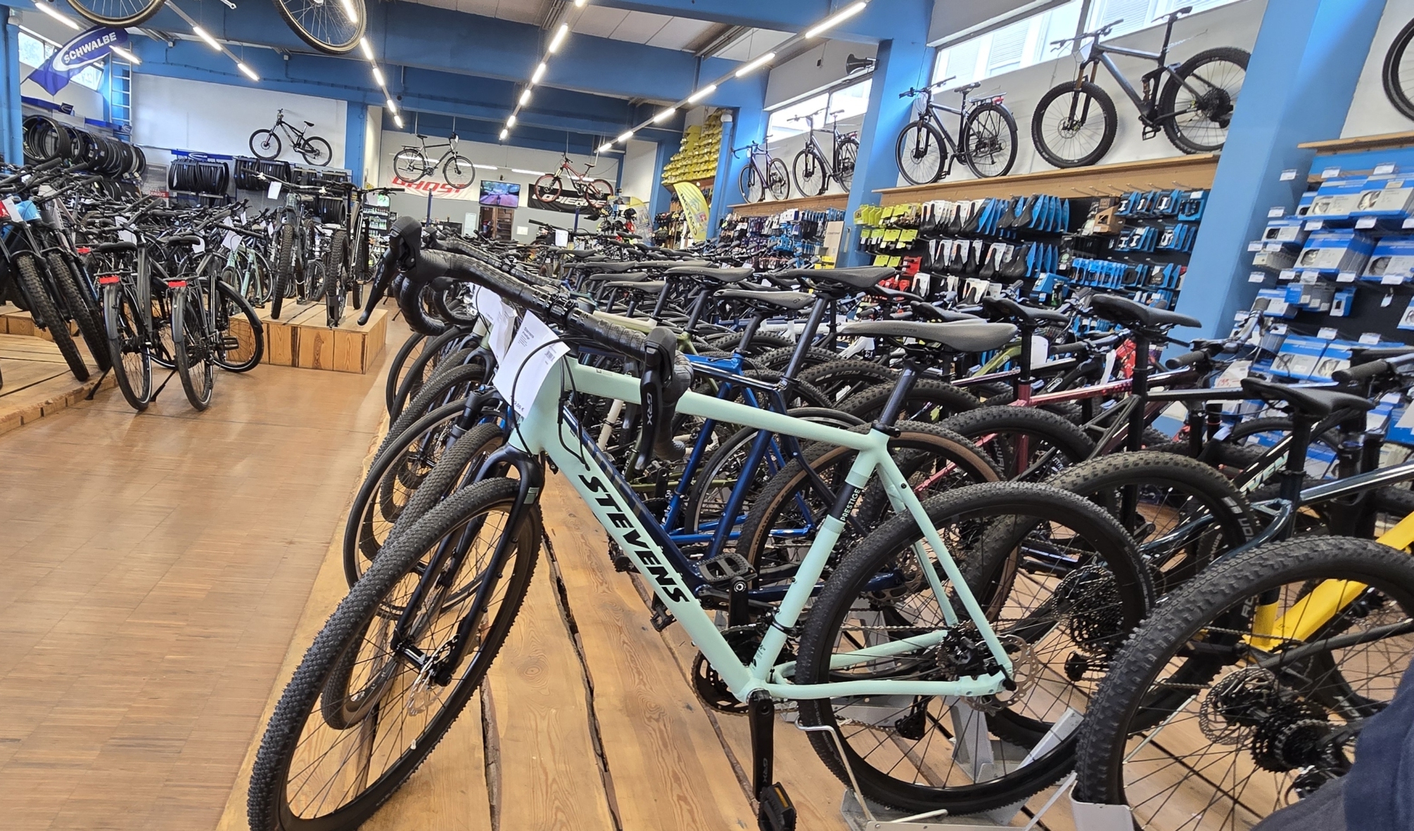 Fahrräder und E-Bikes im Radwerk Karlsruhe